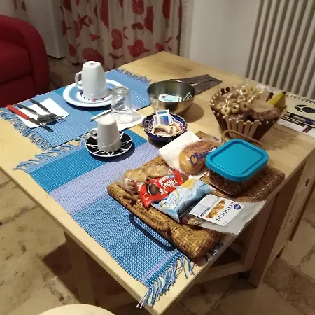 Casa Di Gio Bed & Breakfast 3*